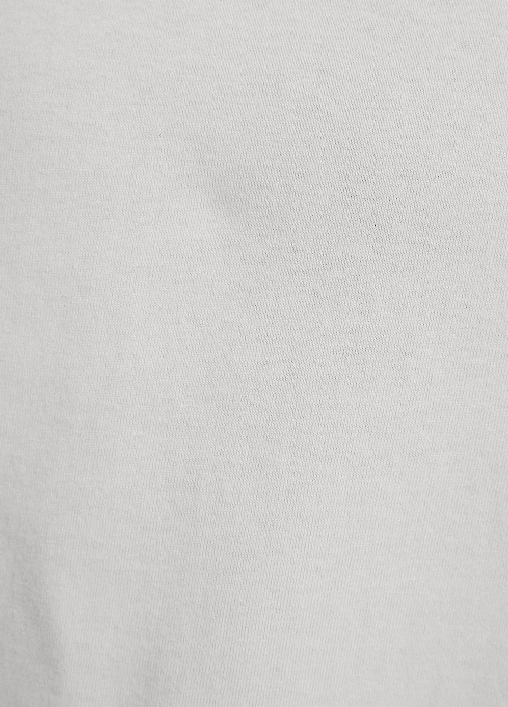 Жемчужная футболка Bershka