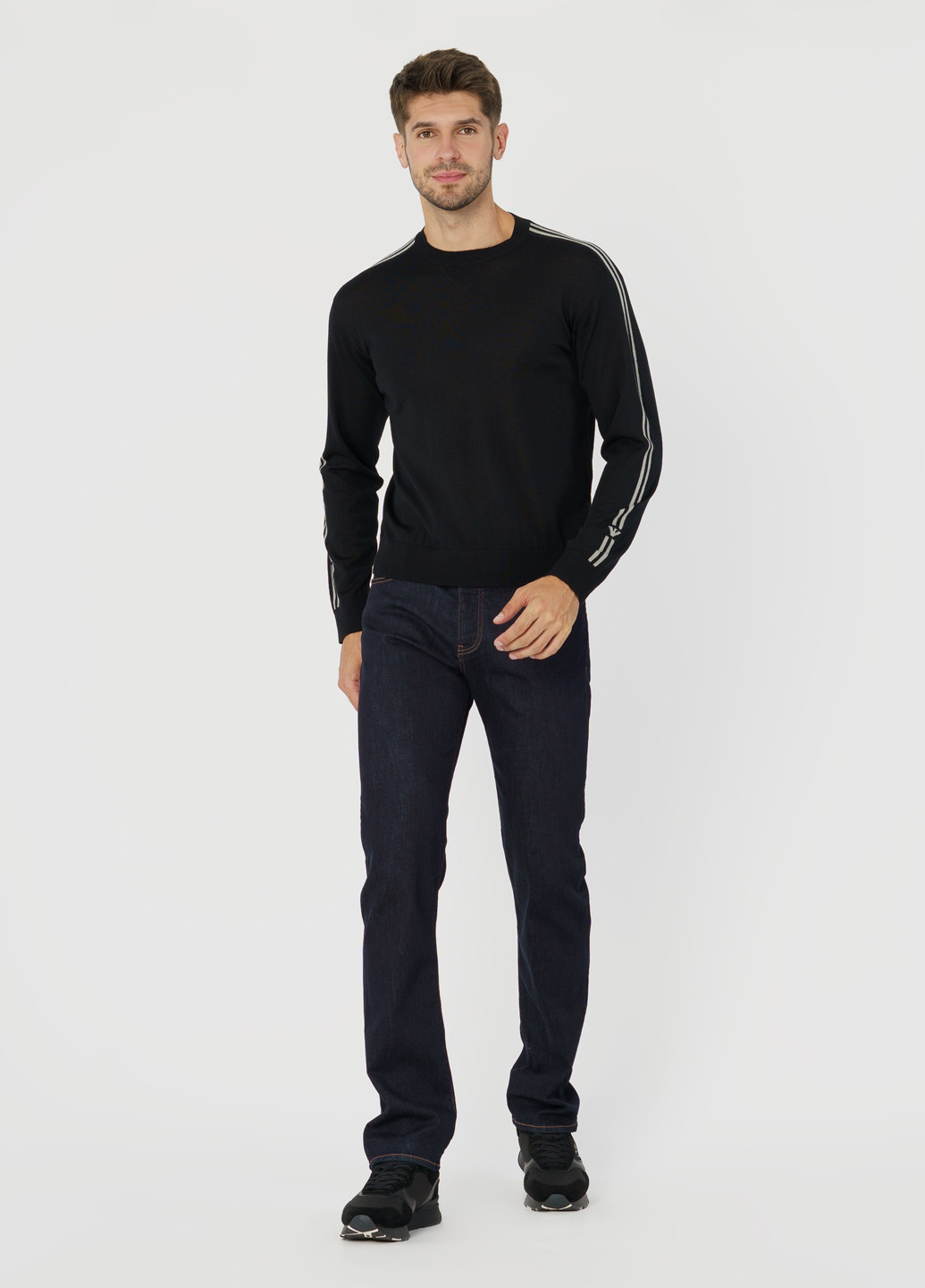 Черный зимний пуловер Emporio Armani
