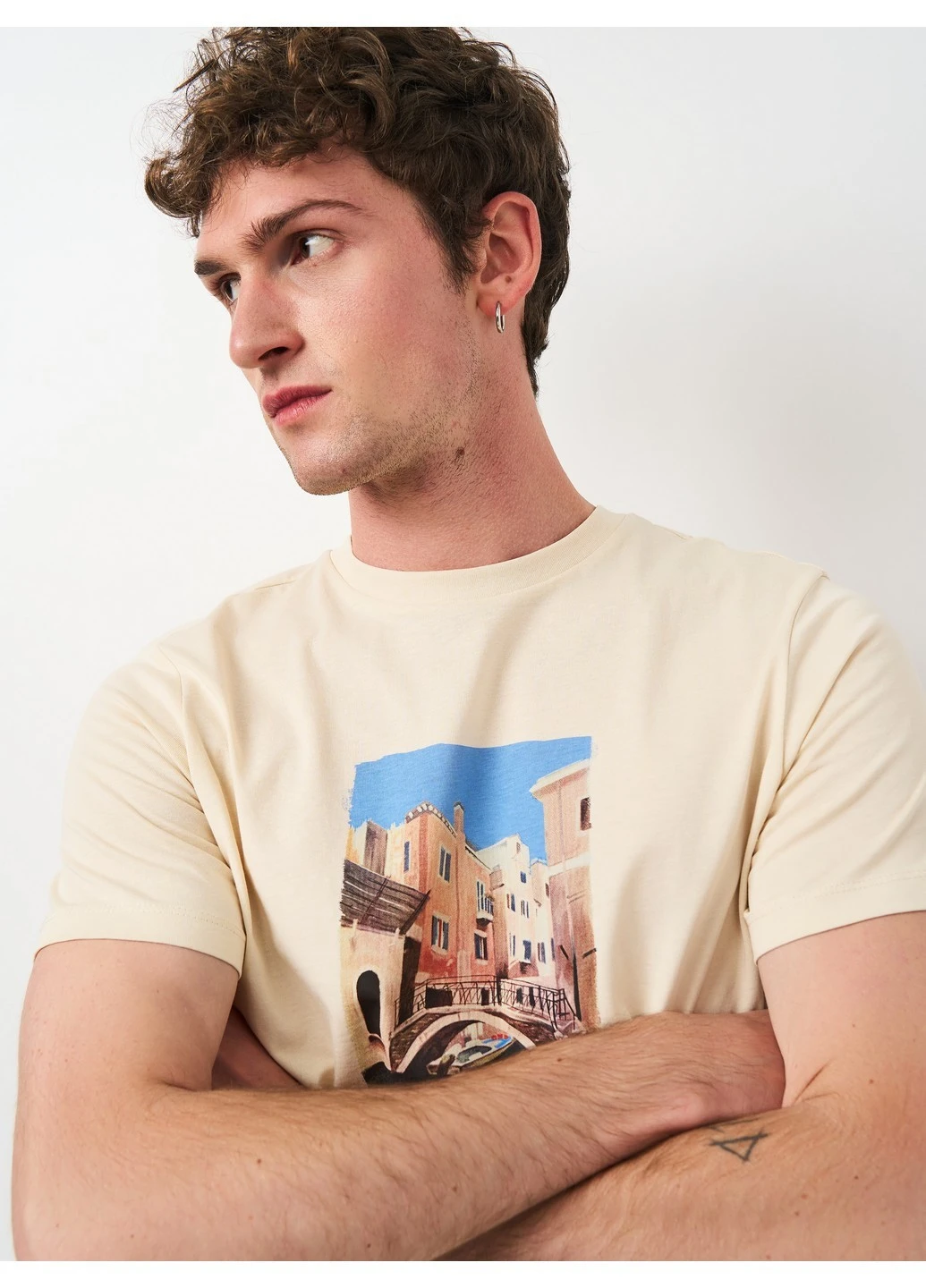 Бежева футболка H&M