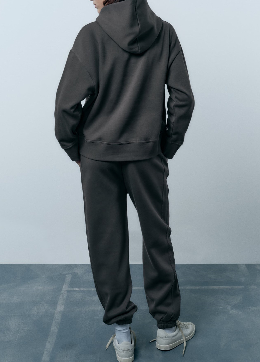 Темно-серые спортивные демисезонные брюки Zara