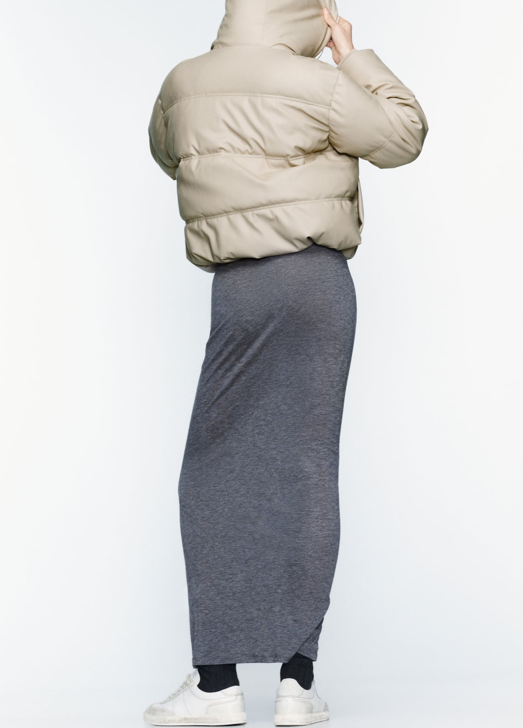 Молочна зимня куртка Zara