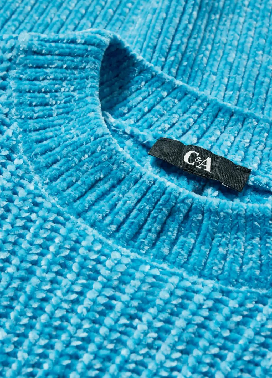 Голубой демисезонный велюровый свитер C&A