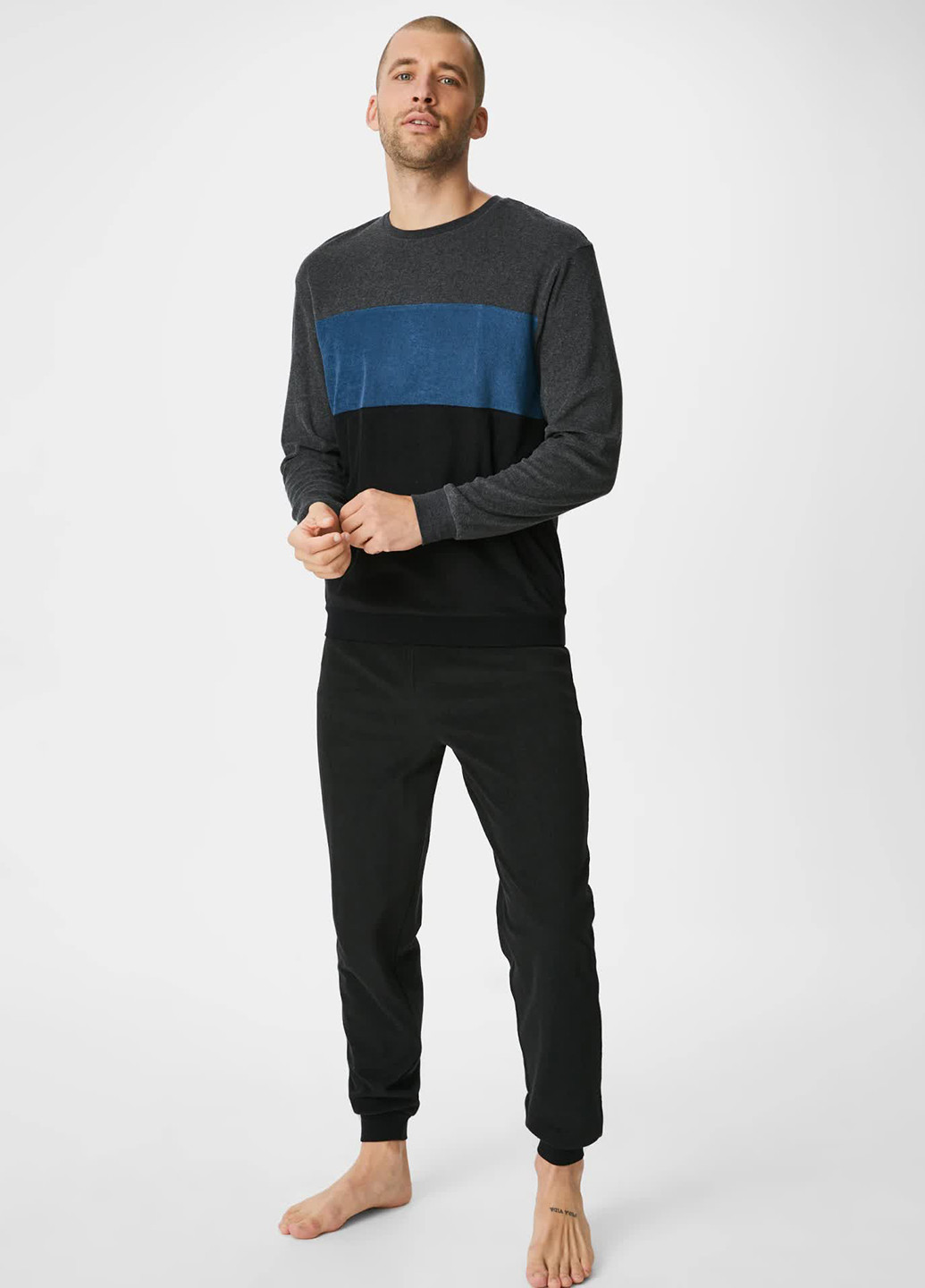 Махрова піжама ( светр, штани) C&A (274284237)