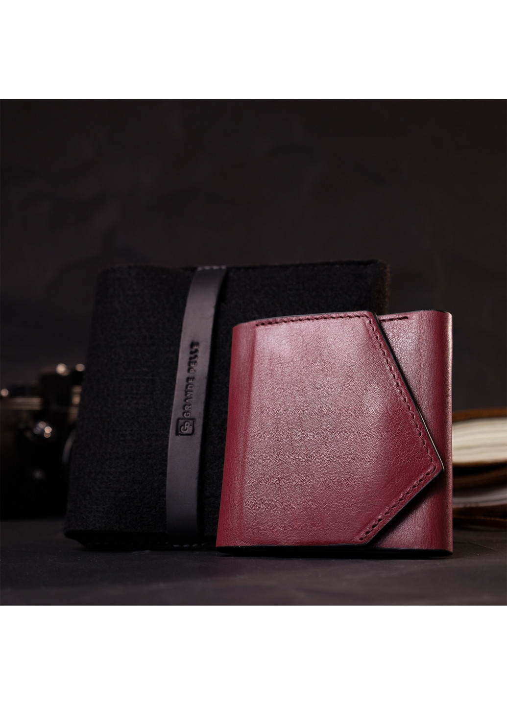 Жіночий шкіряний гаманець 10х9,7х1 см Grande Pelle (275071802)