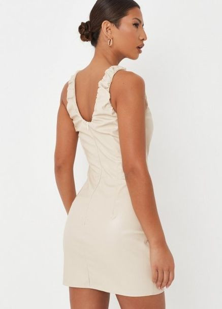 Бежева сукня Missguided