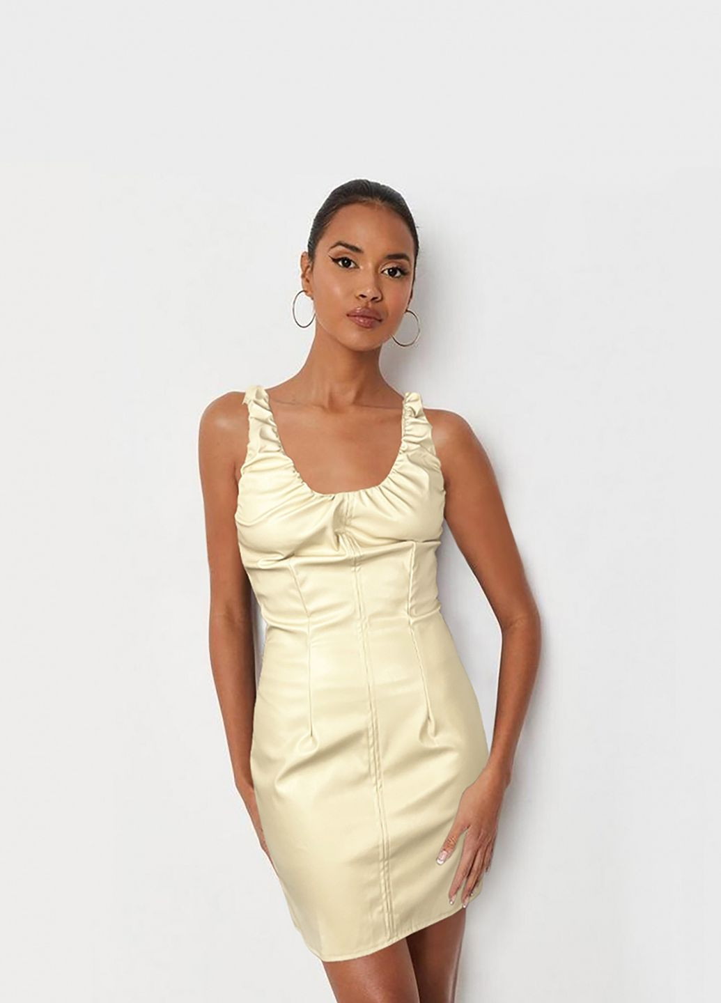 Бежева сукня Missguided