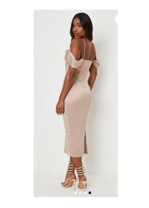 Бежева сукня Missguided