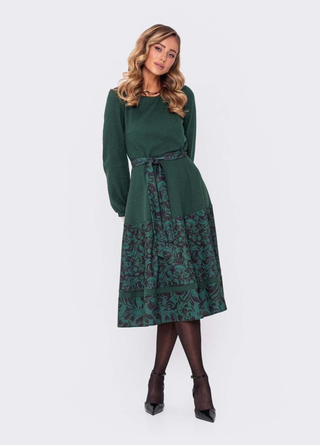 Зеленое платье-миди зелёного цвета с поясом Dressa