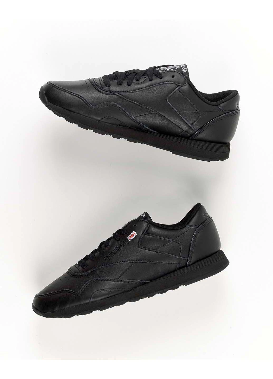Чорні чоловічі кросівки classic leather plus gv8541 демісезон Reebok