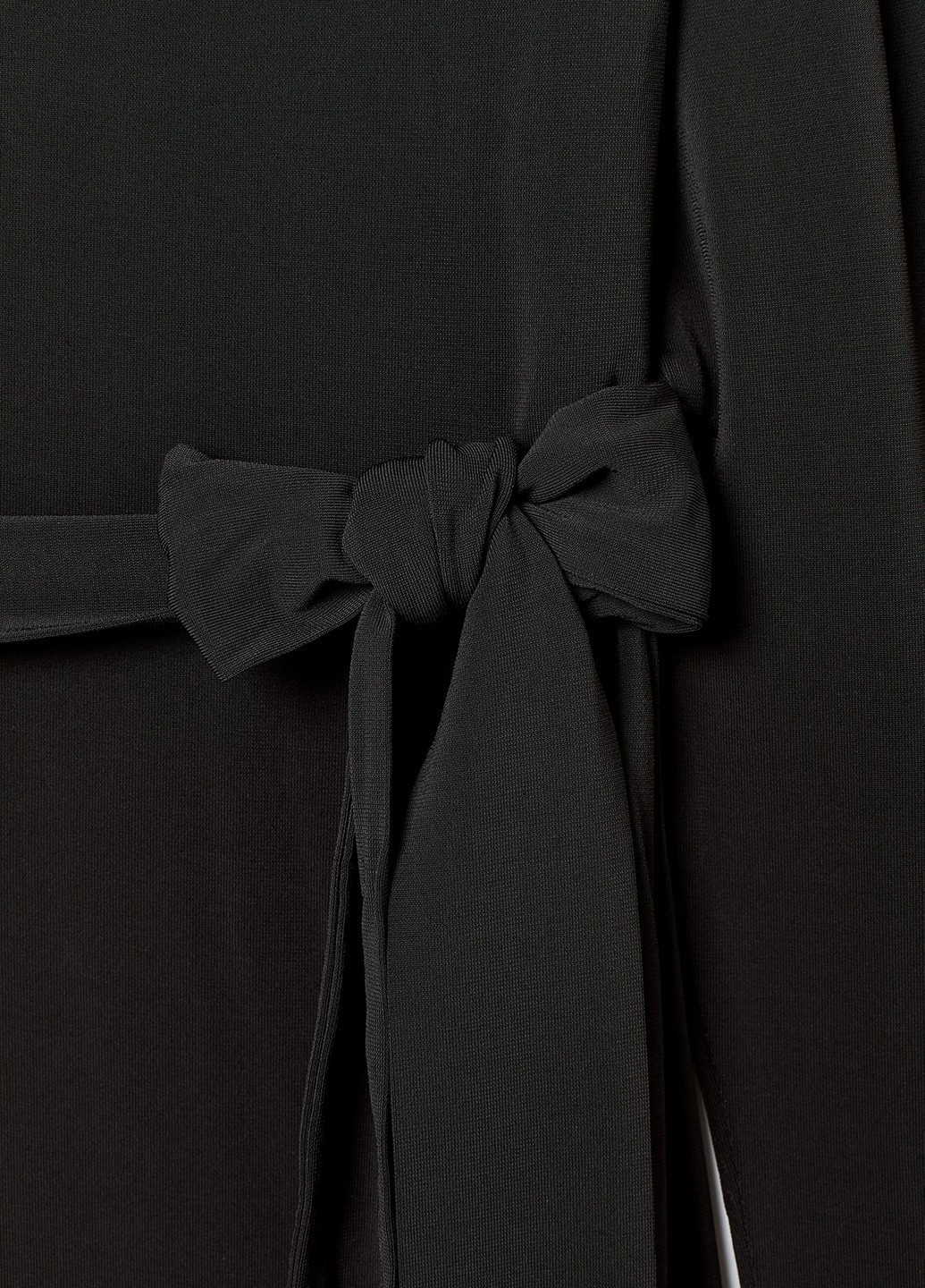 Черное коктейльное платье с микро-дефектом H&M однотонное