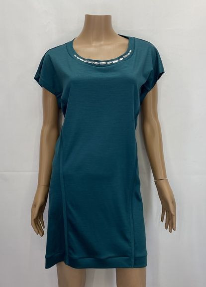 Зеленое коктейльное плаття платье-футболка No Brand однотонное