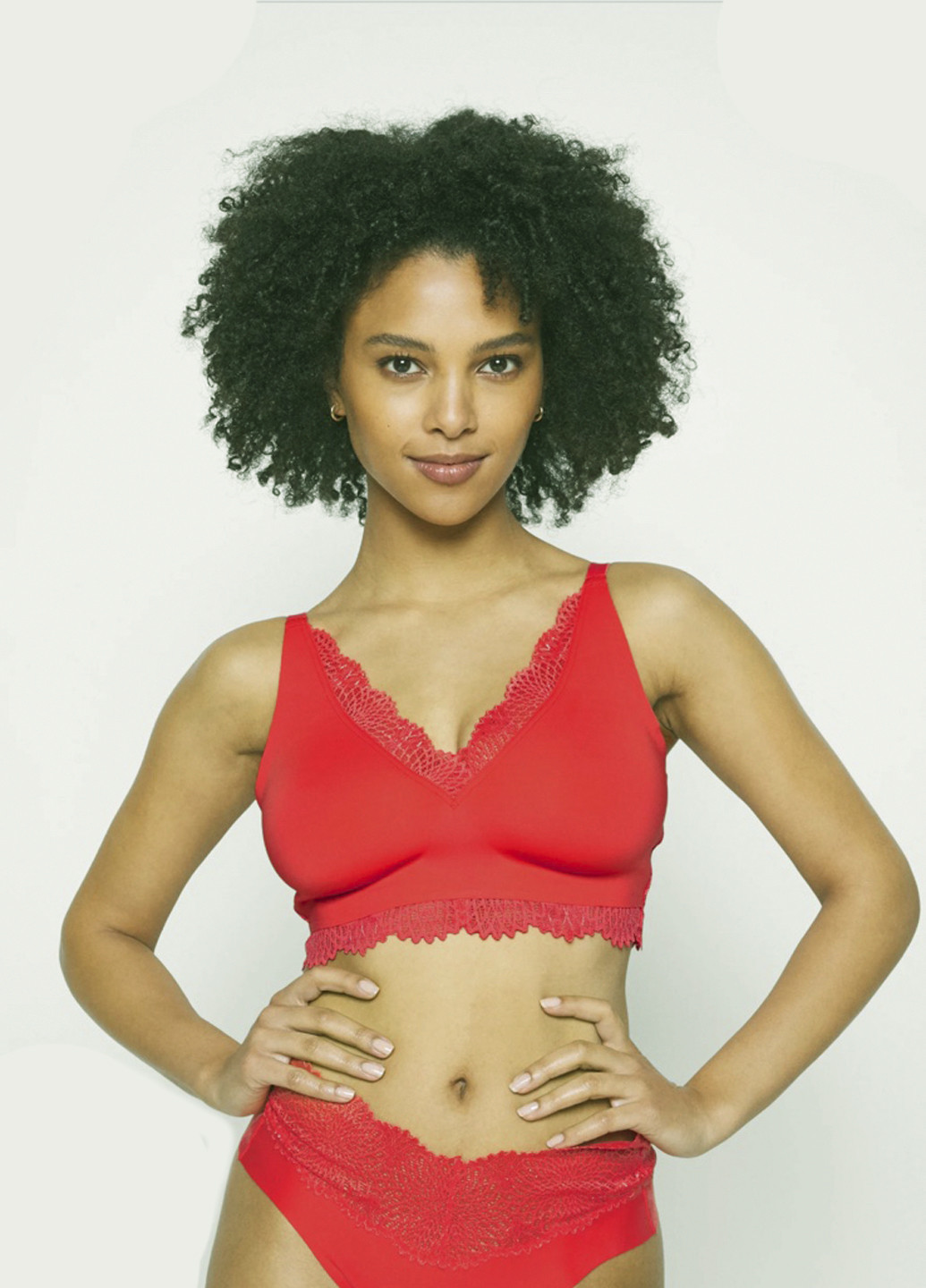 Красный бюстгальтер Triumph