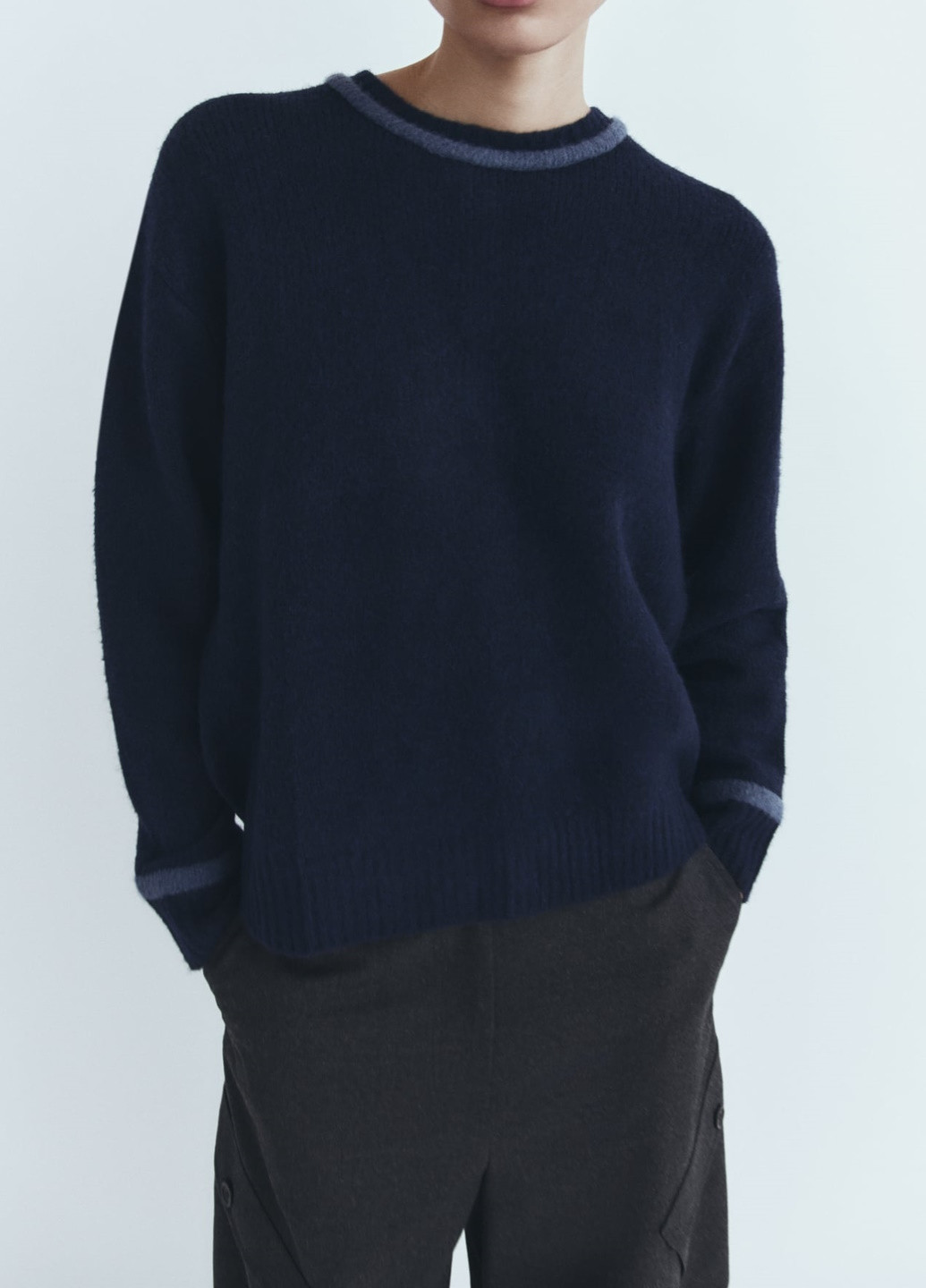 Темно-синій демісезонний светр Zara