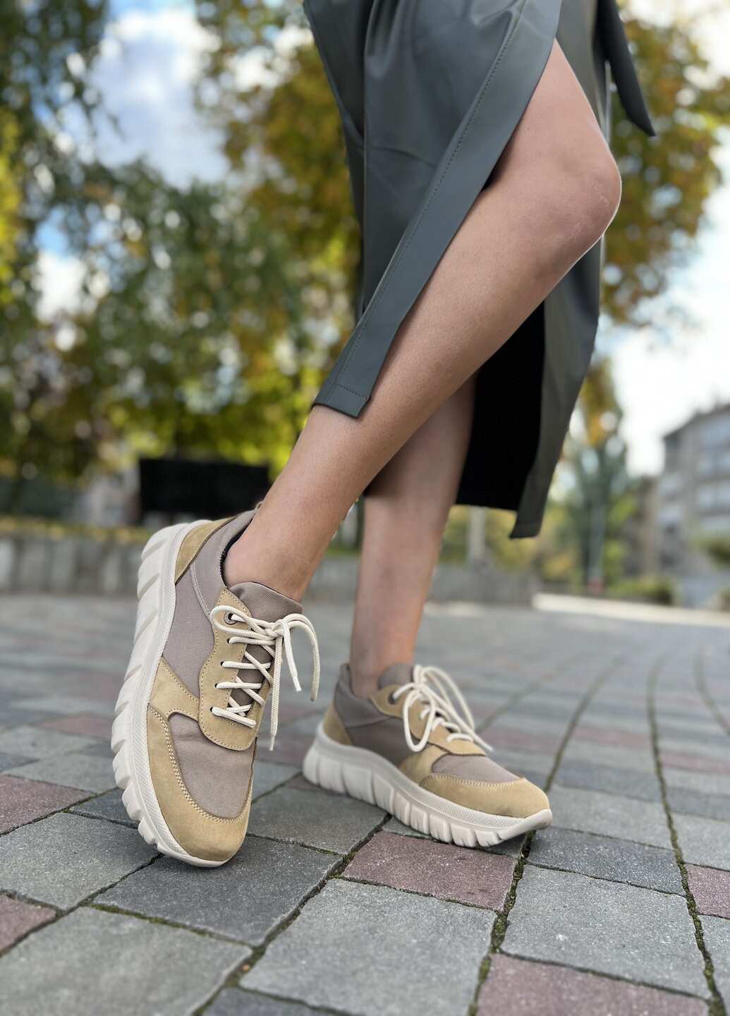 Тактические кожаные женские кроссовки на высокой износостойкой подошве No Brand (276394244)