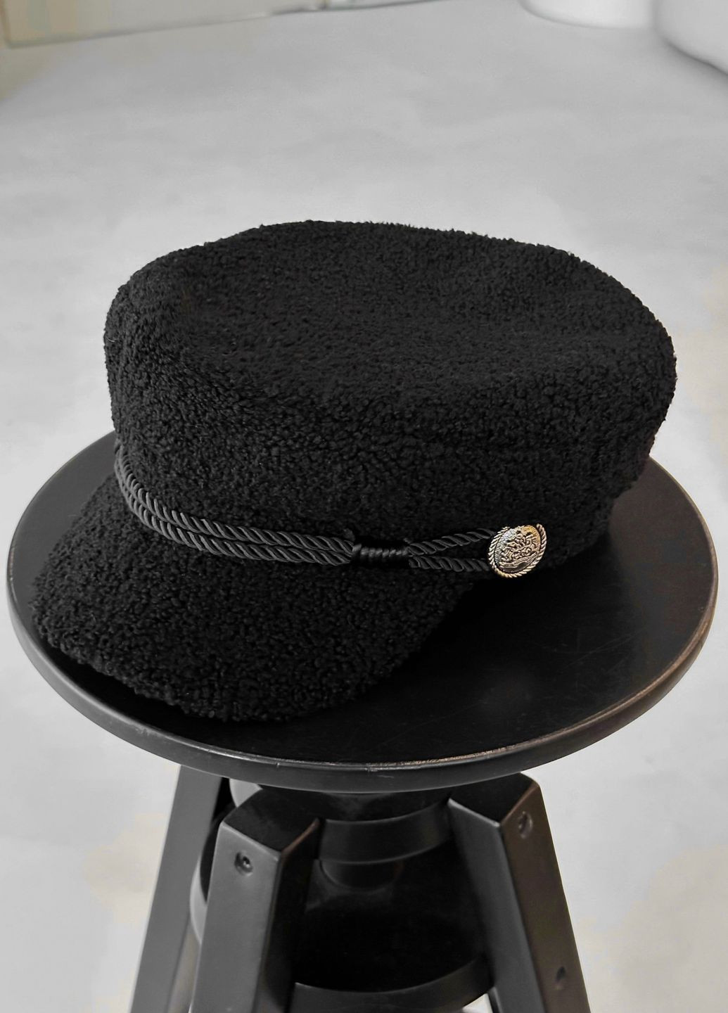 Женская кепка картуз плюшевая с канаткой с регулировкой размера No Brand (276525640)
