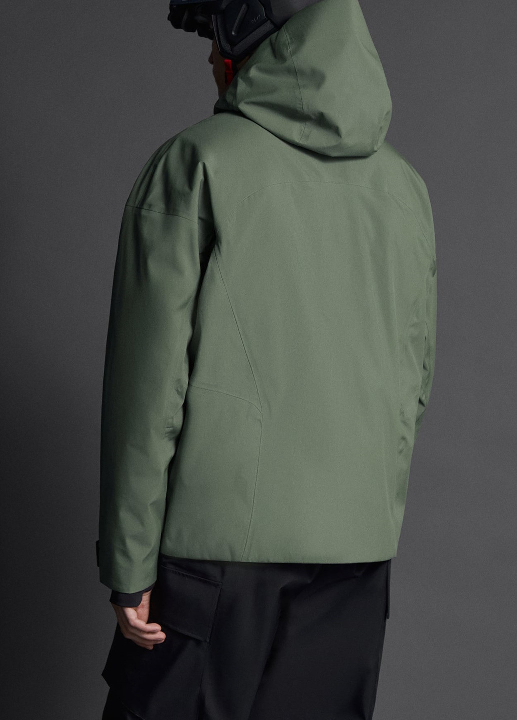 Светло-зеленая зимняя куртка Zara