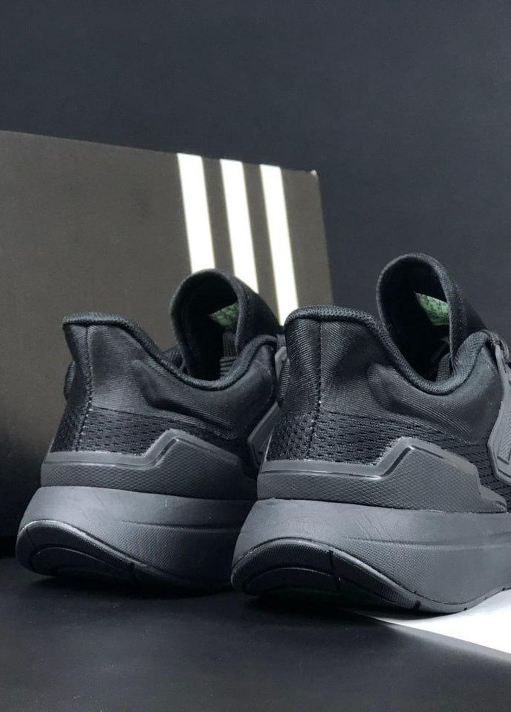 Черные демисезонные черные мужские кроссовки No Brand