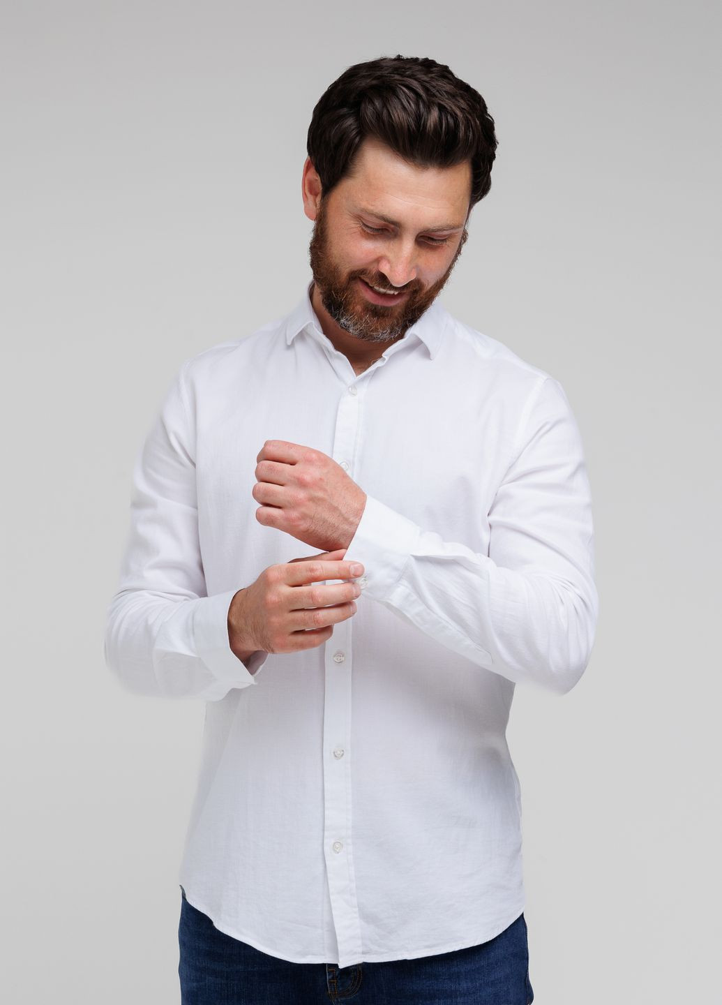 Белая классическая рубашка однотонная NAVI
