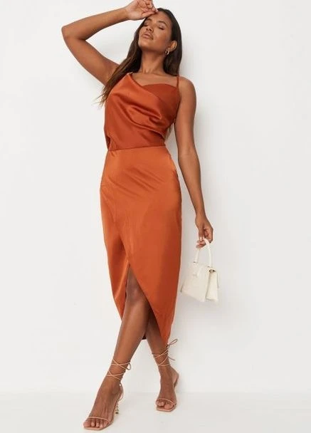 Коричневое платье Missguided