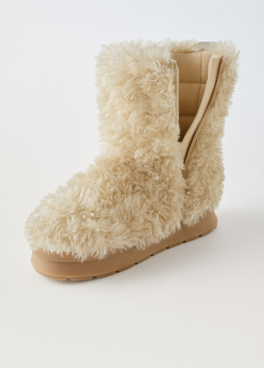 Молочные повседневные зимние ботинки Zara