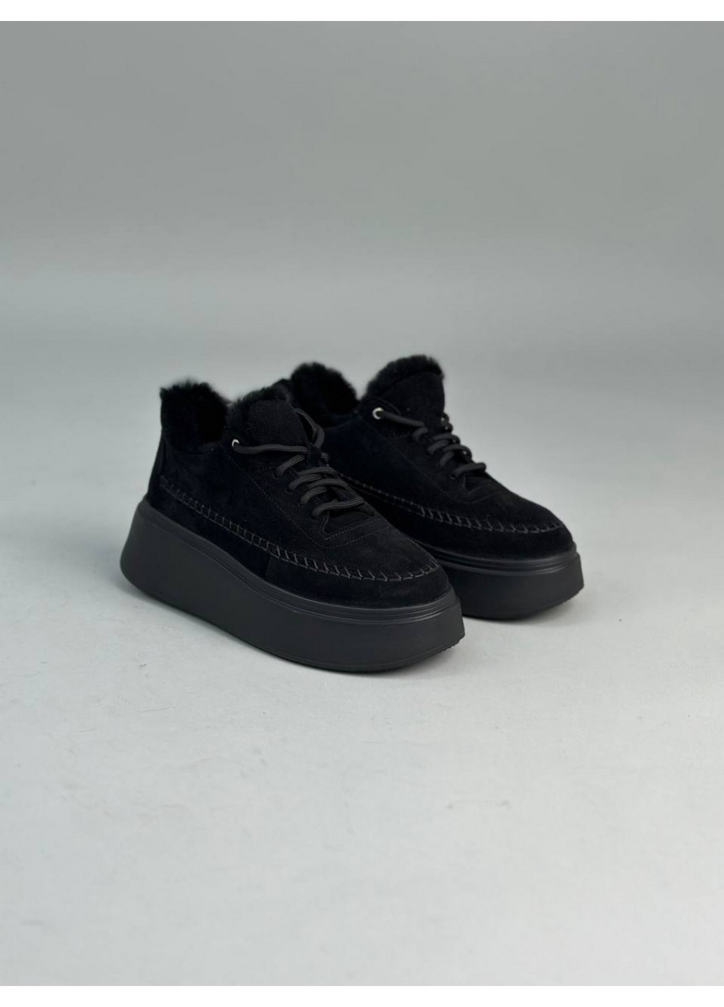 Чорні жіночі замшеві кеди 41 VZUTIK
