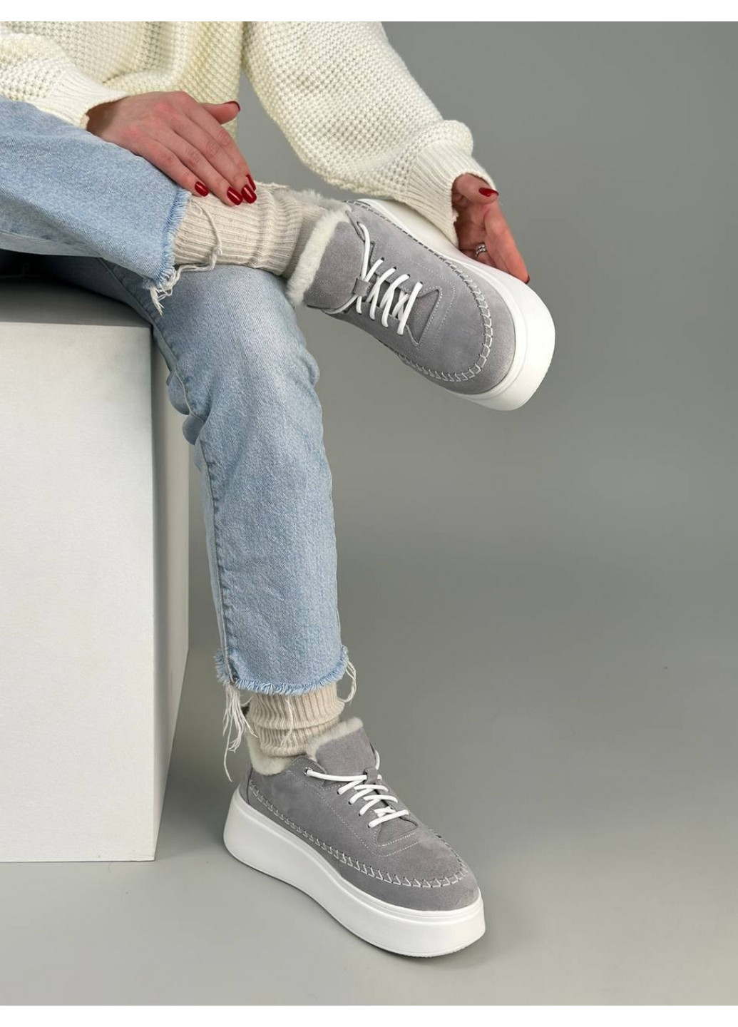 Сірі жіночі замшеві кеди 41 VZUTIK