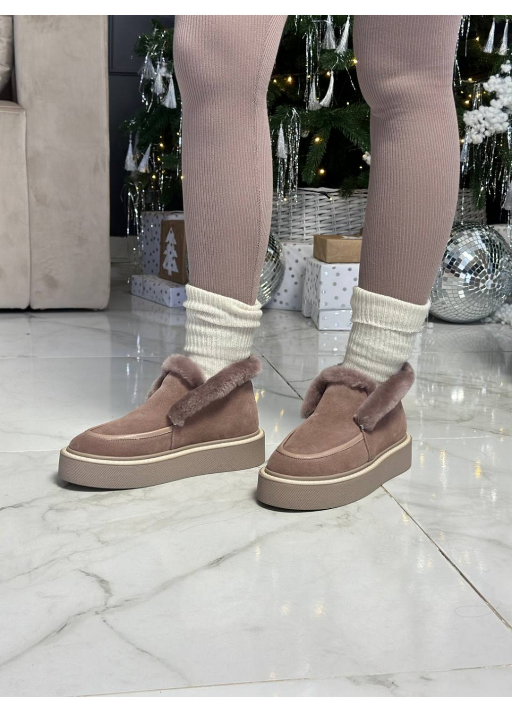 VZUTIK Женские замшевые лоферы 37 бежевый з натуральная замша, украина — зима (277152389)