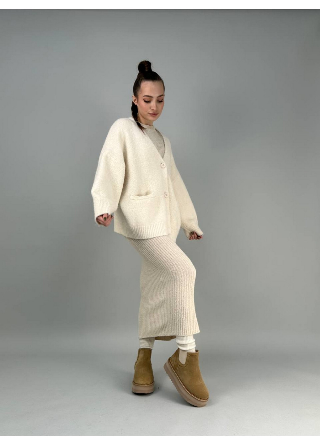 Жіночі замшеві уггі 40 VZUTIK (277154216)