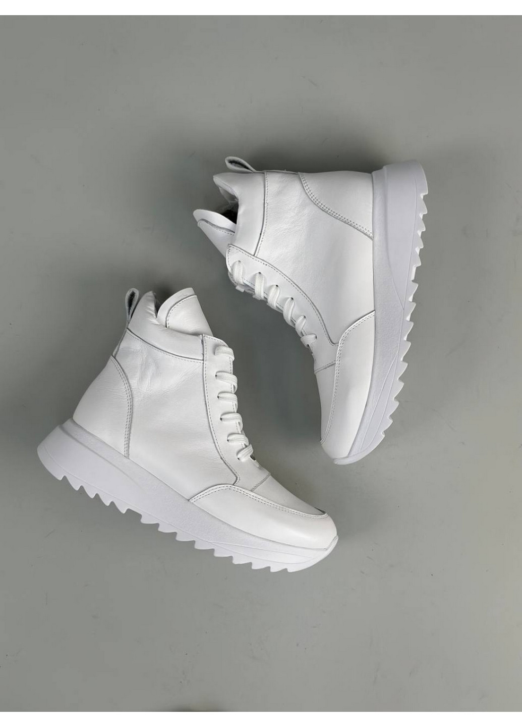 Жіночі шкіряні кросівки 37 VZUTIK білі зими (277154732)