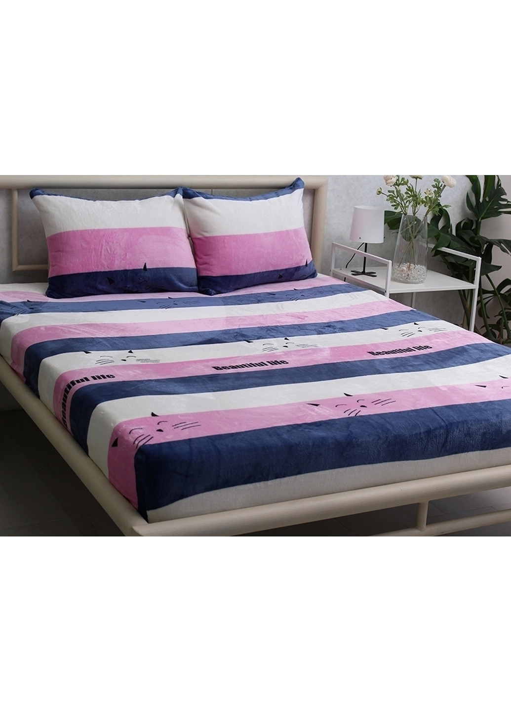 Простирадло на резинці с наволочками Tag (276981697)