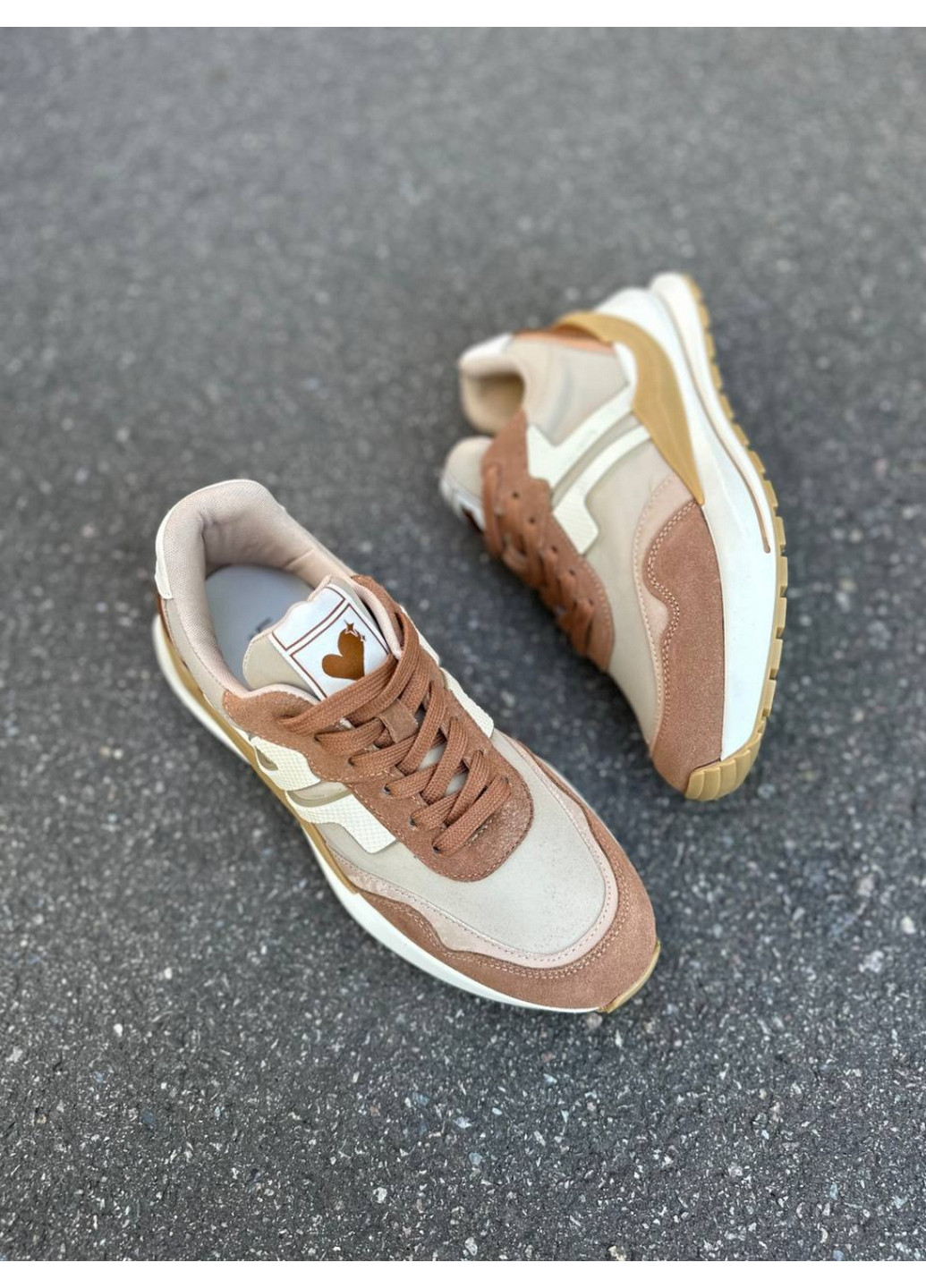 Замшевые женские кроссовки VZUTIK коричневые всесезоны (276983425)