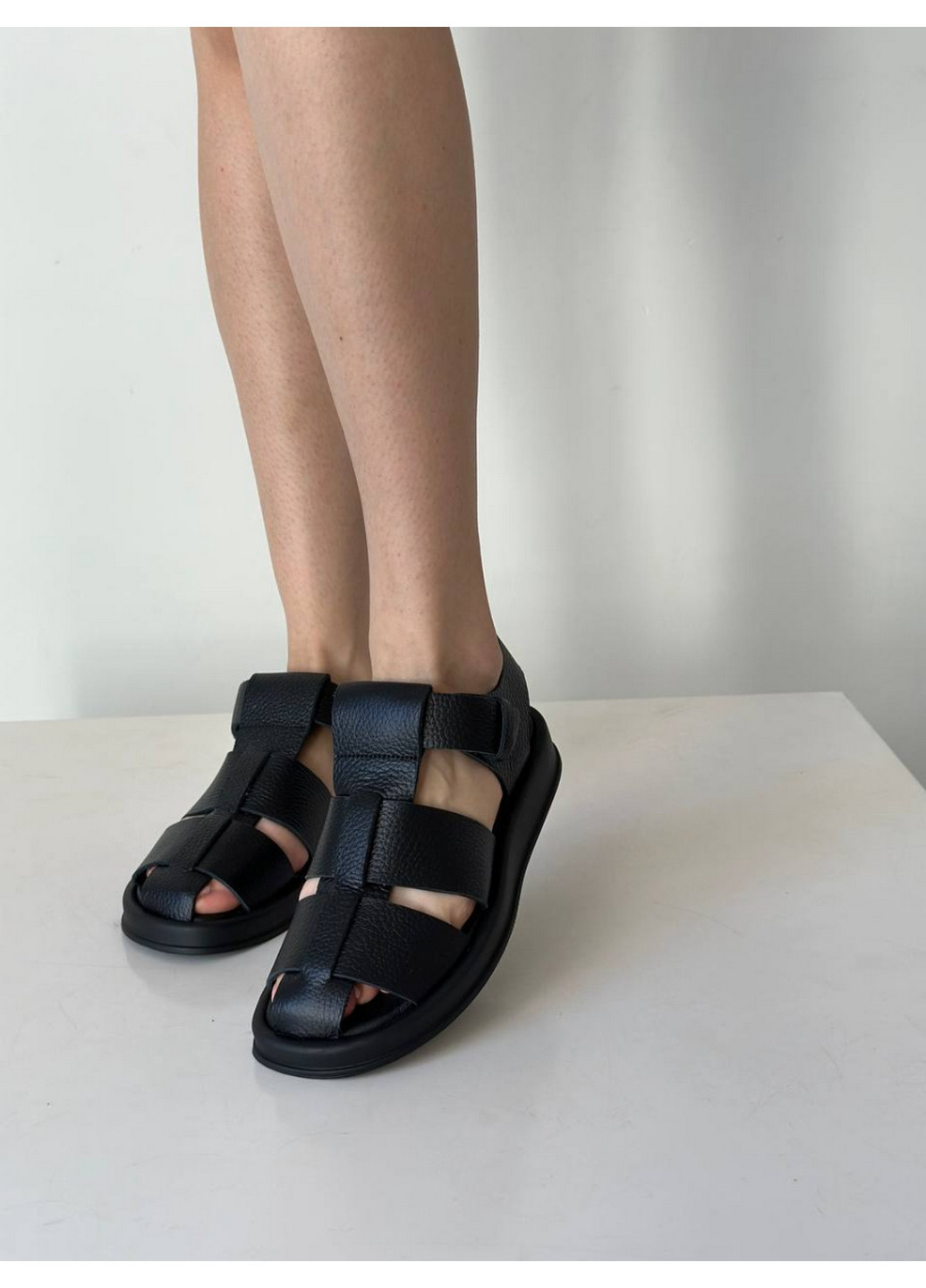 Шкіряні жіночі сандалі VZUTIK (276980335)