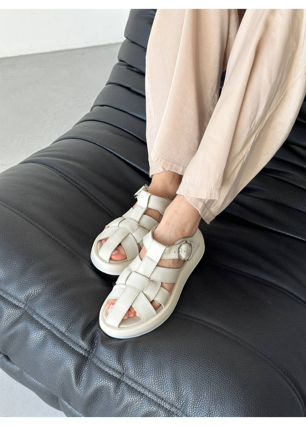 Шкіряні жіночі сандалі VZUTIK (276979183)
