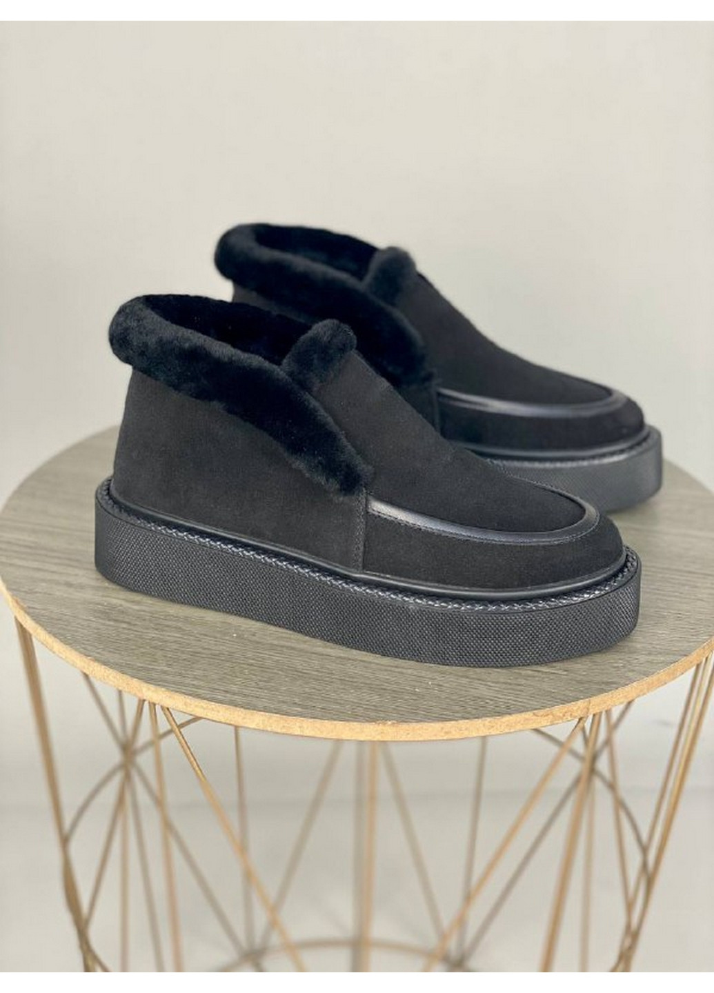 VZUTIK Замшеві жіночі лофери чорний з натуральна замша, україна — (276979331)