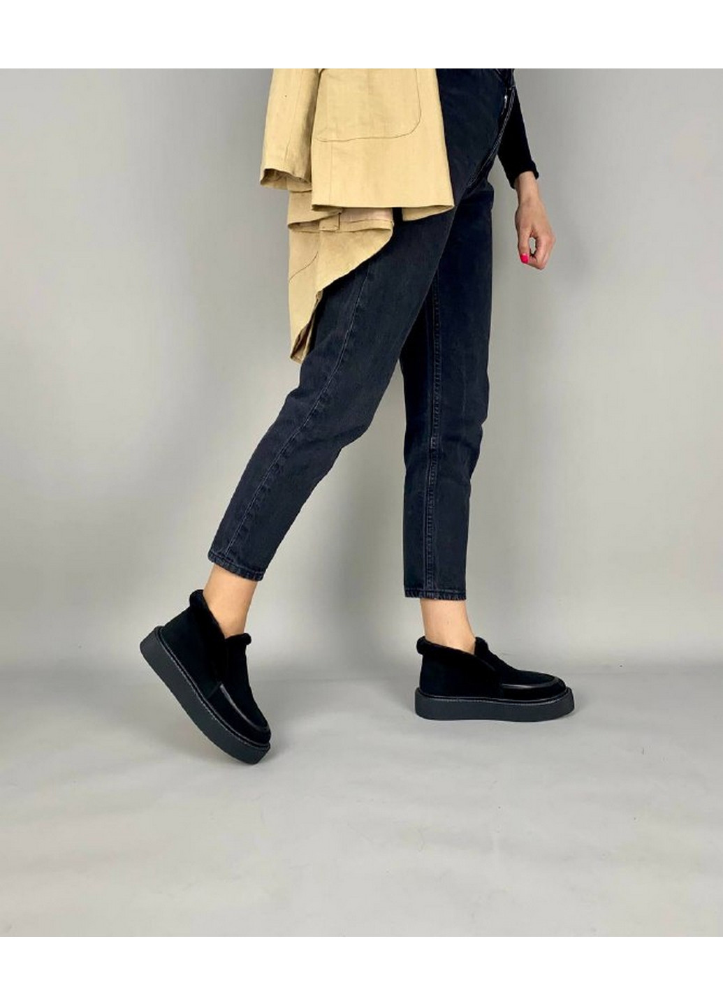 VZUTIK Замшеві жіночі лофери чорний з натуральна замша, україна — (276979331)