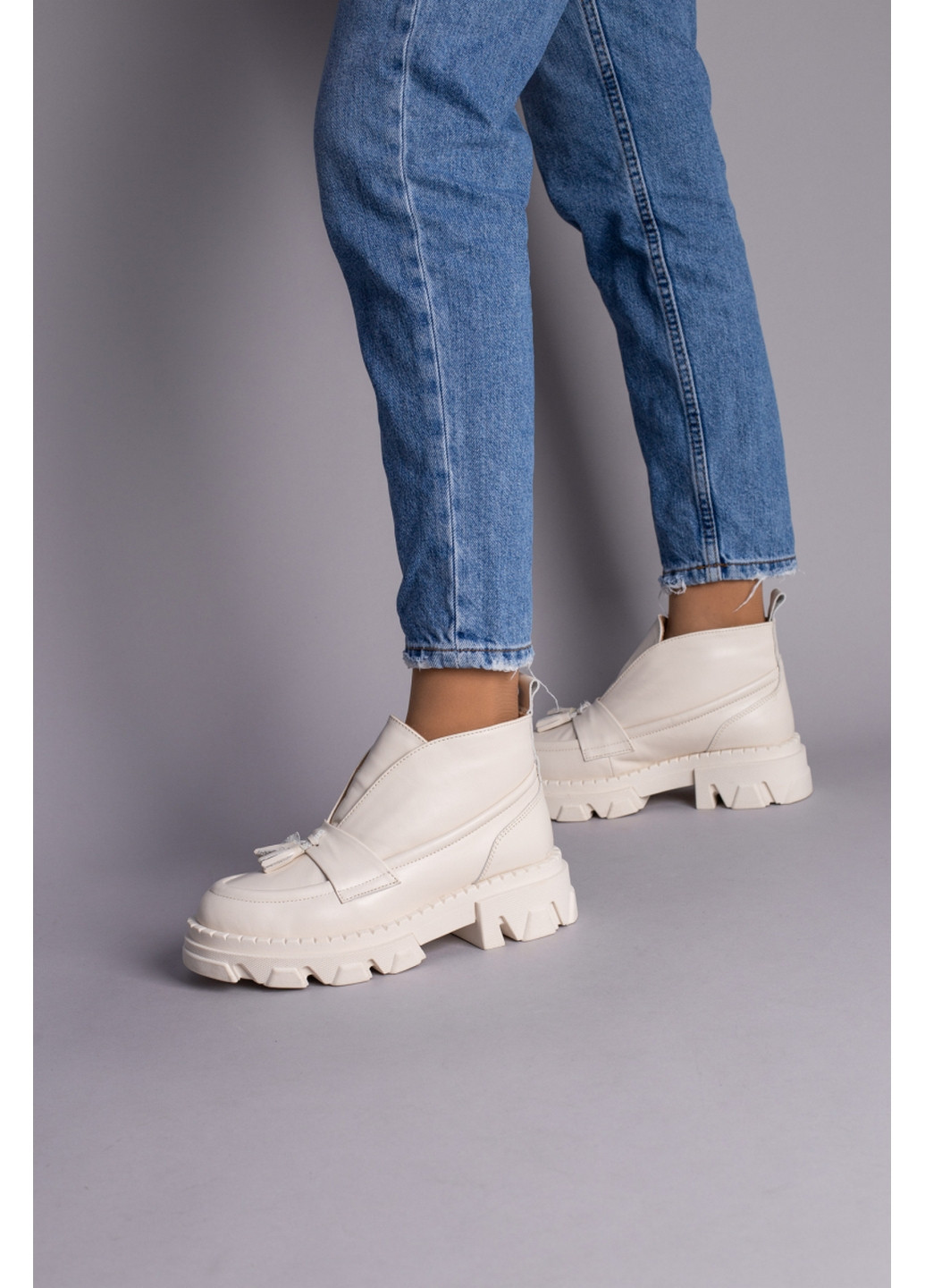 VZUTIK Кожаные женские лоферы молочный з натуральная кожа, украина — (276978122)