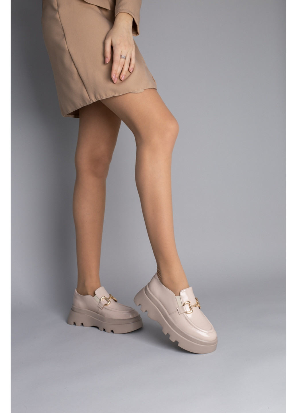 VZUTIK Шкіряні жіночі лофери бежевий з натуральна шкіра, україна — (276981205)