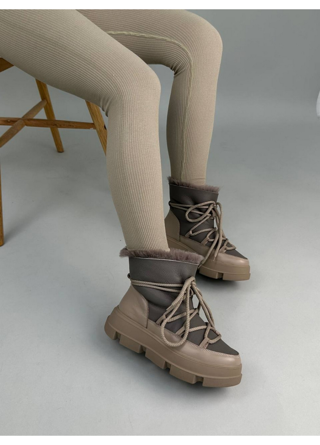 Шкіряні жіночі уггі VZUTIK (276979333)