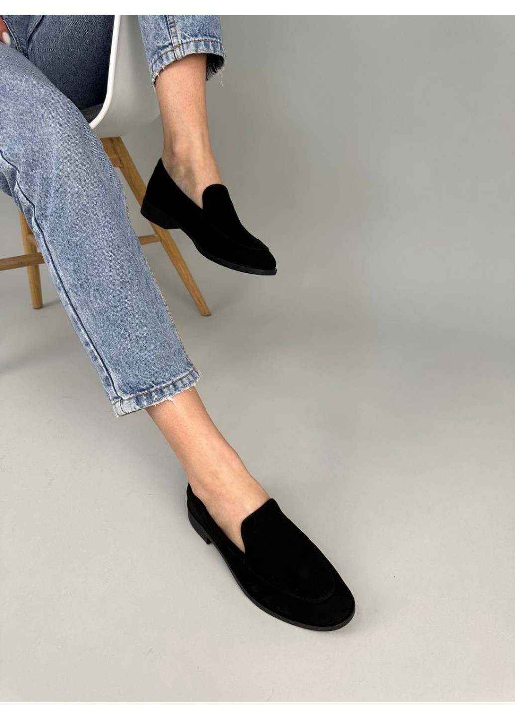 VZUTIK Велюрові жіночі лофери чорний з натуральна шкіра, україна — (276980426)