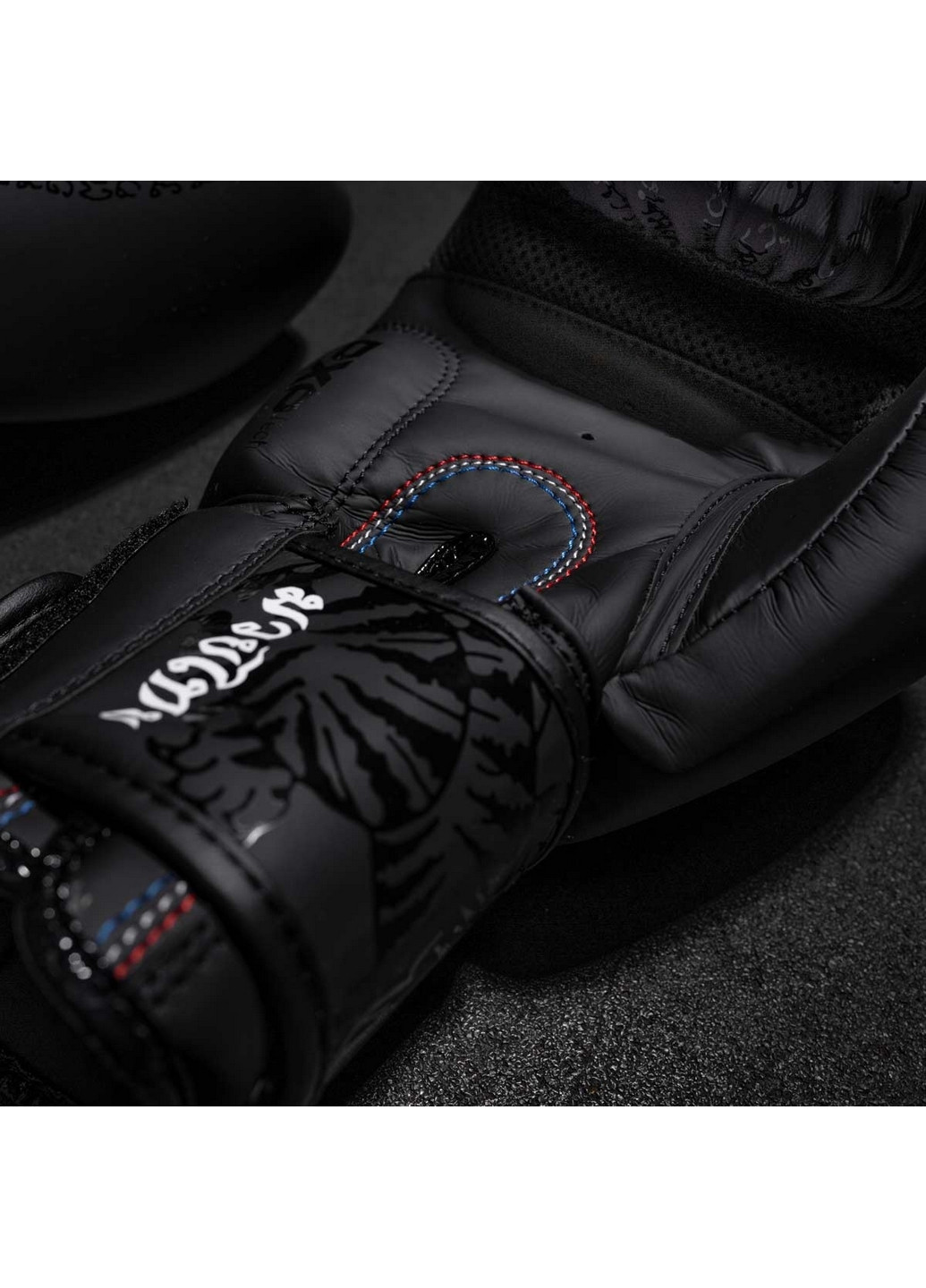 Боксерські рукавиці Muay Thai Phantom (276982454)