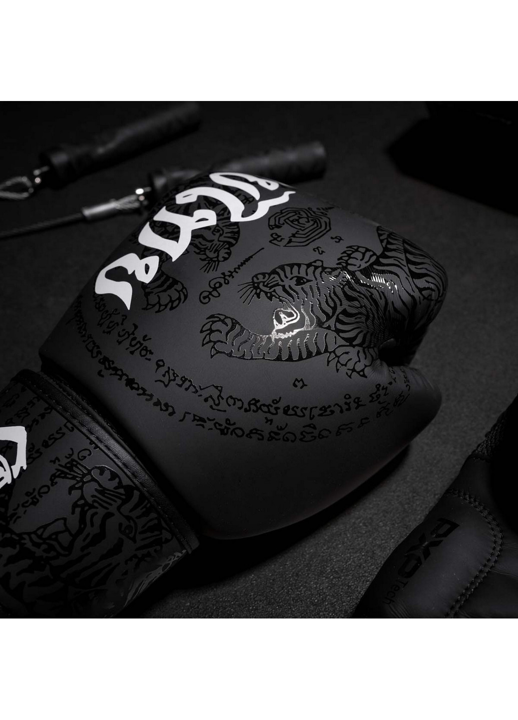 Боксерські рукавиці Muay Thai Phantom (276982454)