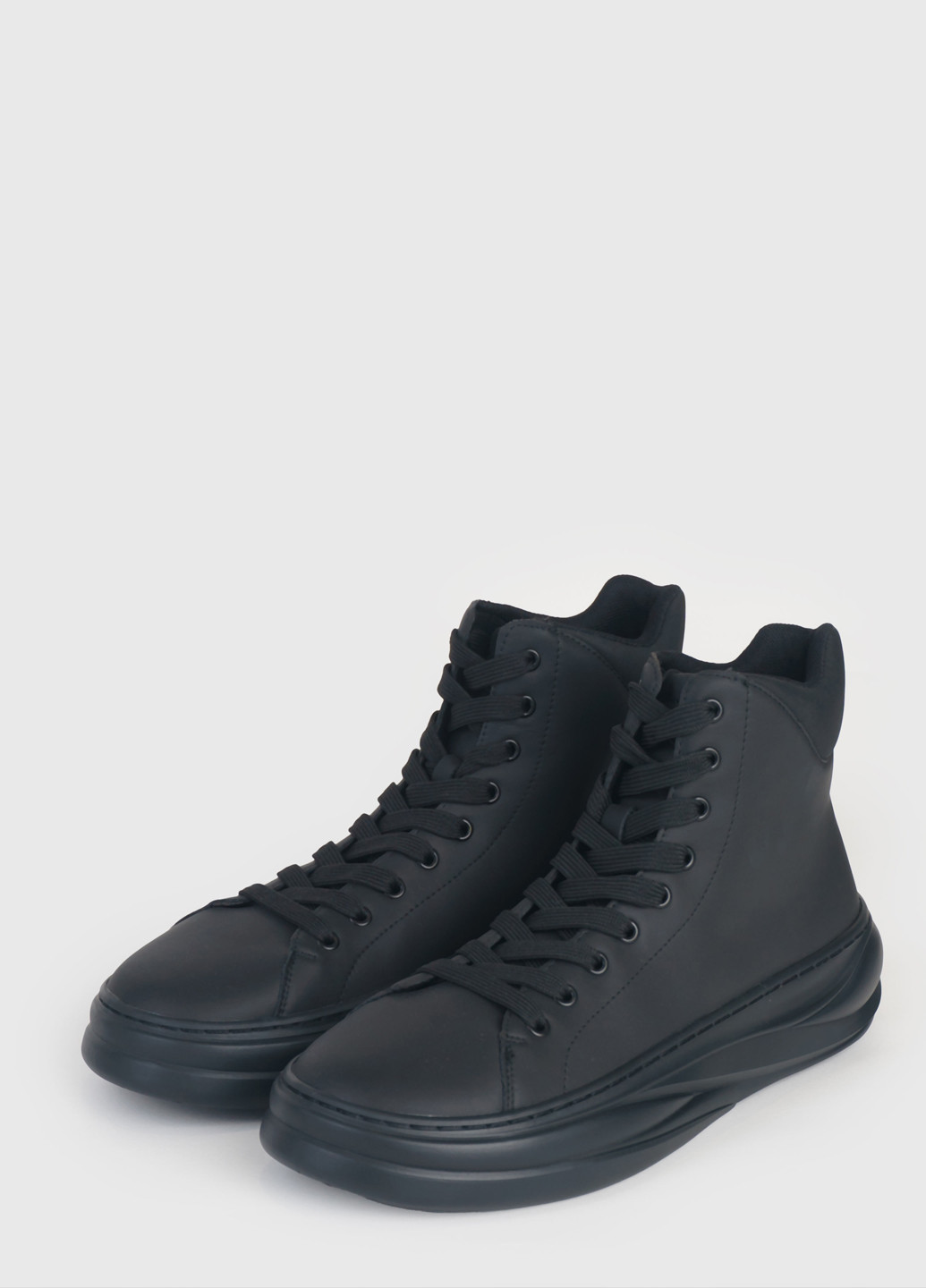 Черные зимние ботинки Trussardi