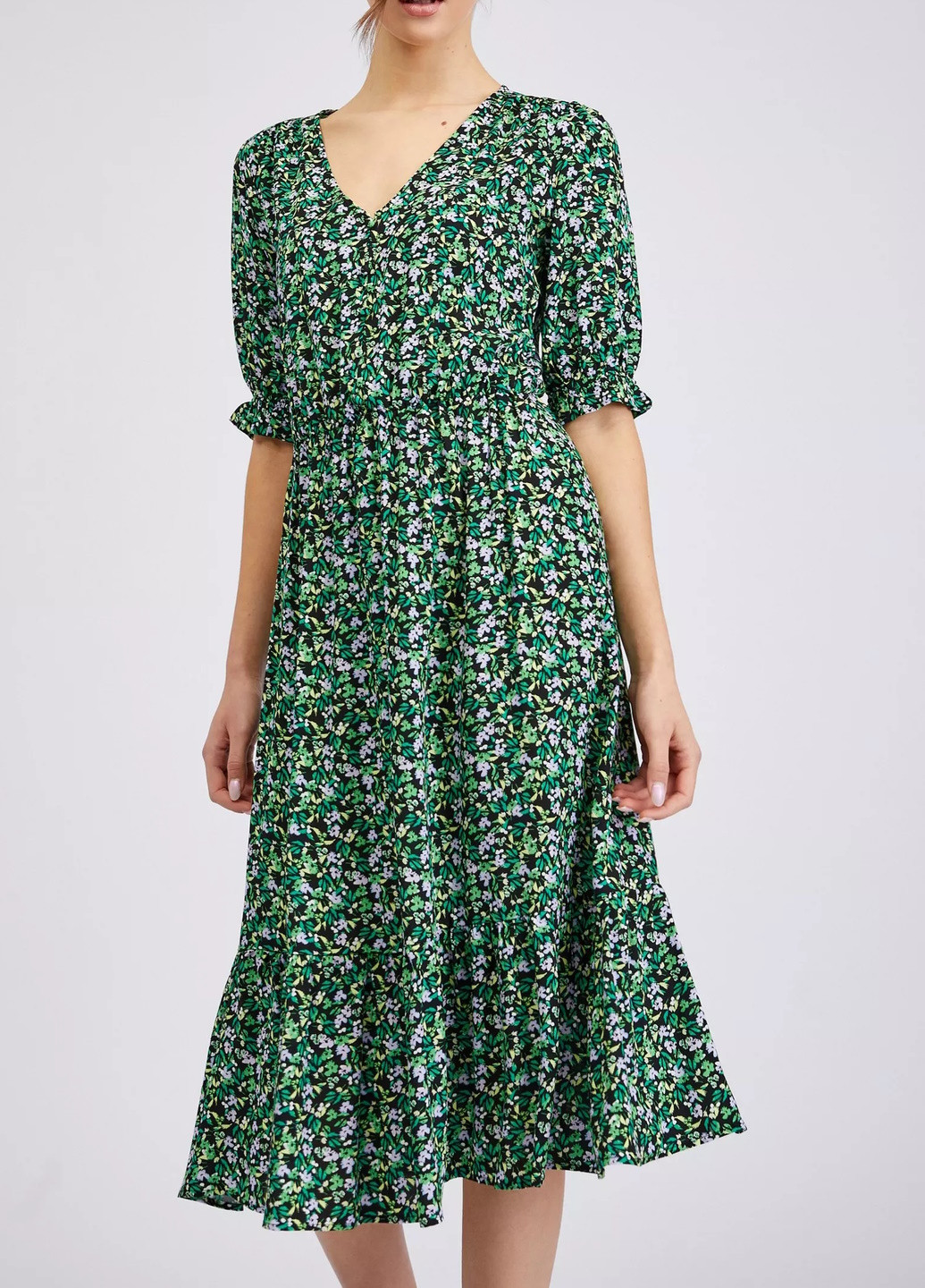 Зелена повсякденний сукня Orsay з квітковим принтом