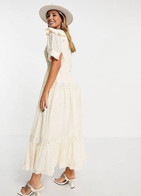 Бежевое платье Asos