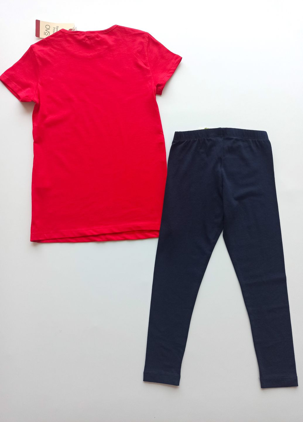 Красный летний комплект костюм для девочки футболка червона подовжена + леггинси OVS