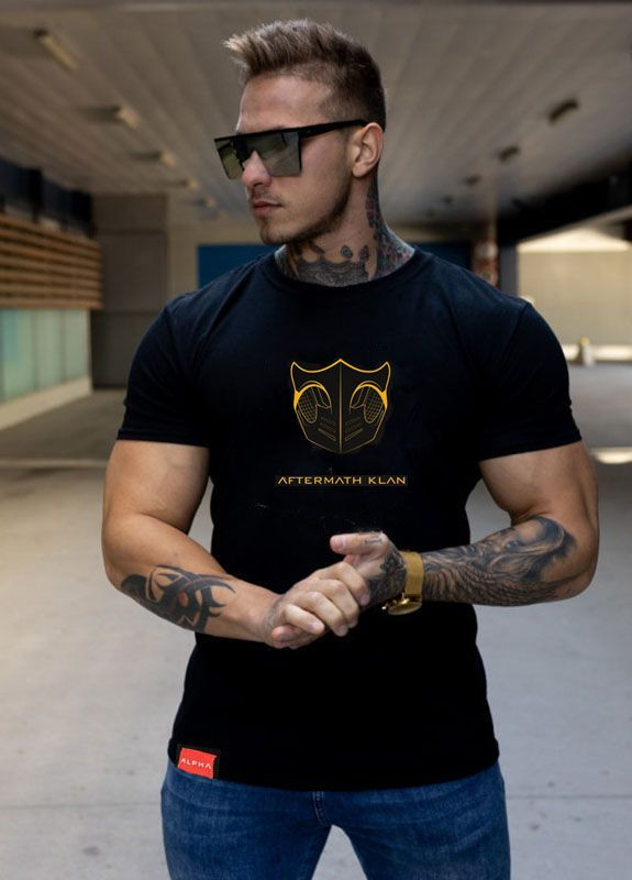 Чорна чоловіча футболка Alpha