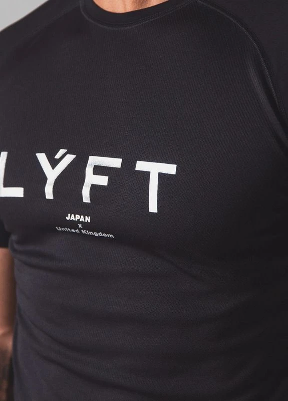 Чорна чоловіча футболка Lyft