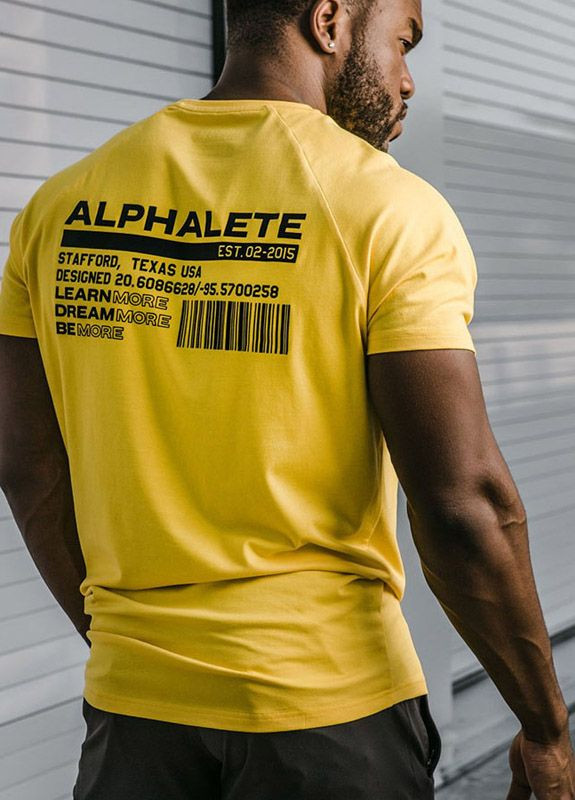 Желтая мужская футболка Alpha