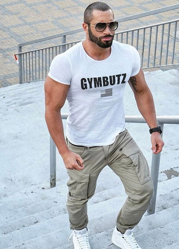 Белая мужская футболка BUTZ