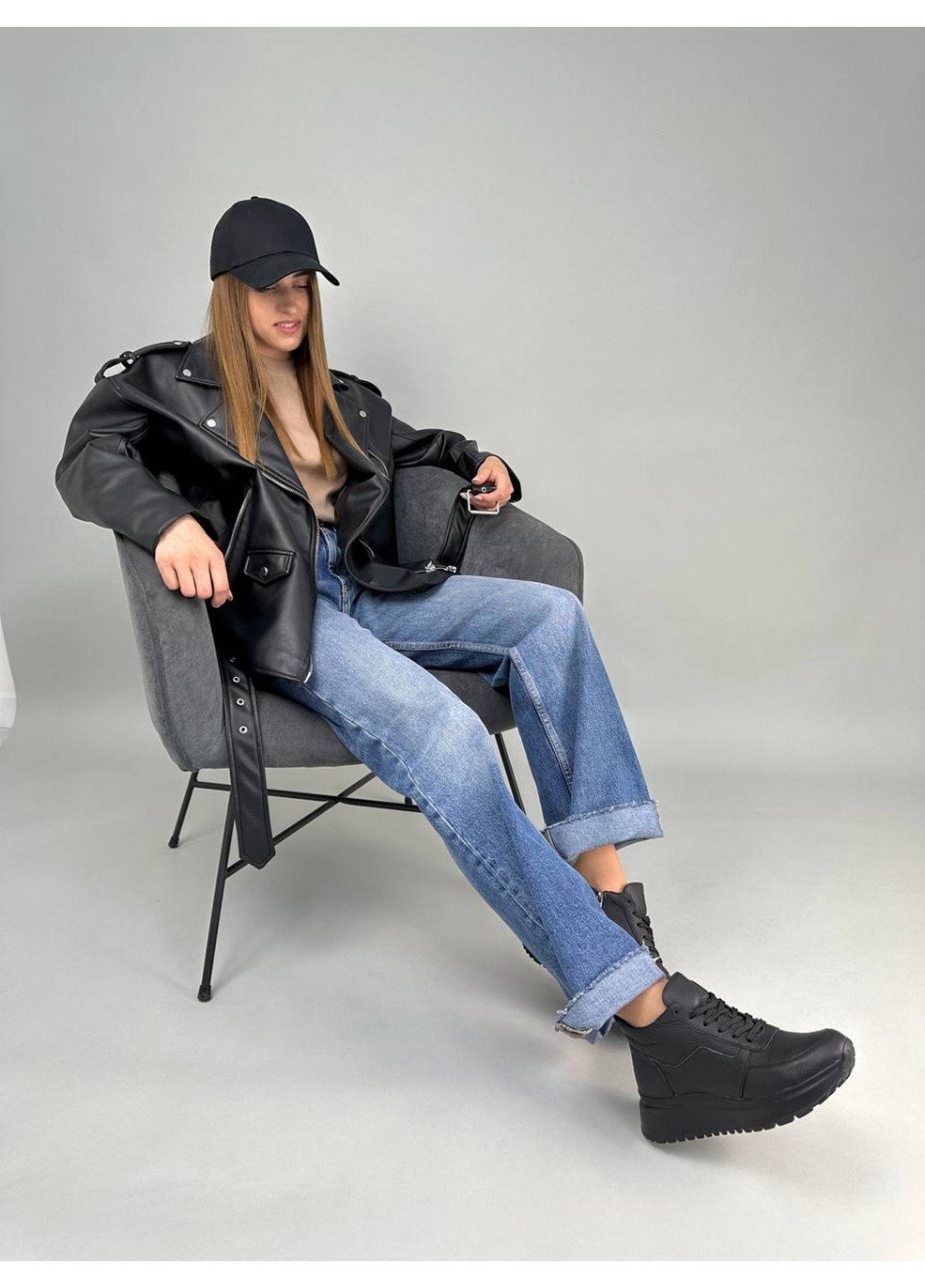 Шкіряні жіночі кросівки VZUTIK чорні всесезони (277690898)